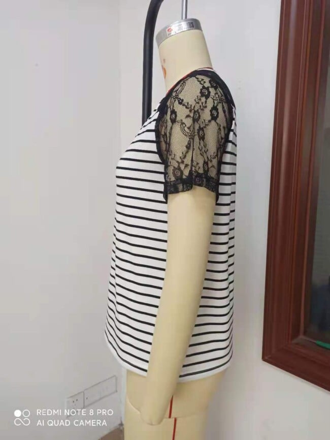 Striped Panel Lace V-neck T-shirt